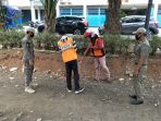 Terjaring Operasi Masker, Warga Malah Minta Dipenjara Sampai Banting Dompet