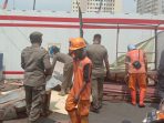 Satpol PP Bongkar Lapak Biang Kemacetan dan Keramian
