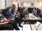 Sambangi KPU, Demokrat Serahkan Dokumen Kepengurusan Partai Yang Baru