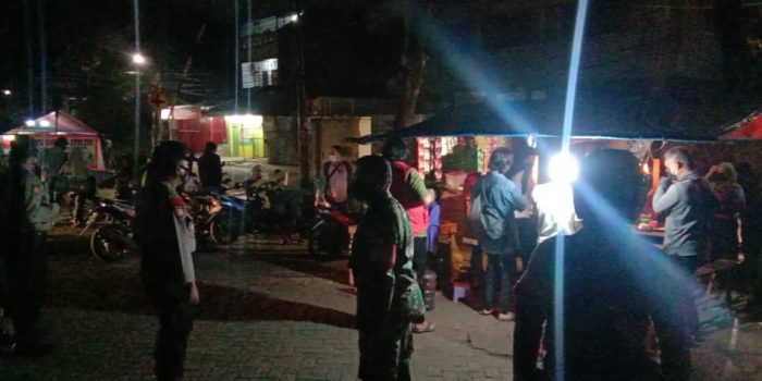 Melanggar PSBB Ketat, 2 Tempat Usaha di Kembangan Dibubarkan