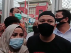 Keluarga Menyambut Haru, Presenter Vicky Prasetyo Resmi Bebas Hari Ini