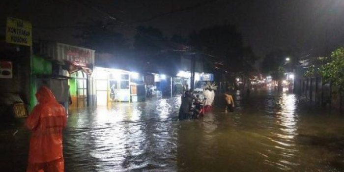 Banjir dan Longsong di Ciganjur, Satu Orang Meninggal