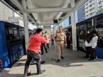 Tanpa Emosi Halte Yang Terbakar Sudah Dipercantik, Netizen: Anies Baswedan The Next R1
