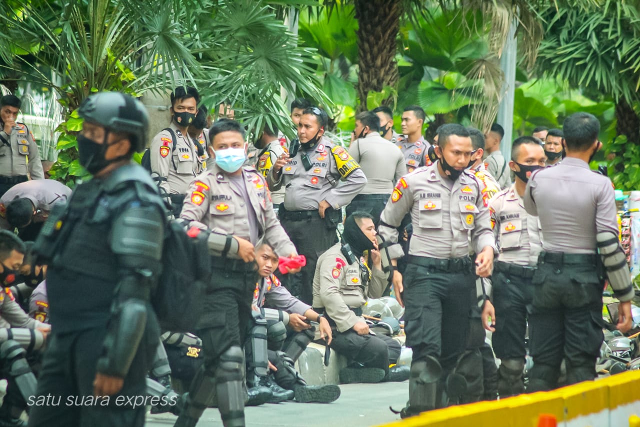Kumpulan Penampakan Pendemo Kepung Istana 4 IMG 20201013 WA0025