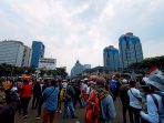 Kumpulan Penampakan Pendemo Kepung Istana