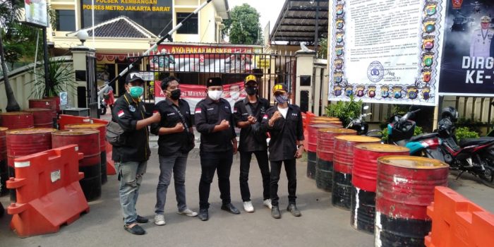 Ormas Jakarta Barat Kompak Bantu Tugas Kepolisan
