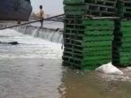 Pelabuhan Sunda Kelapa Dihajar Rob