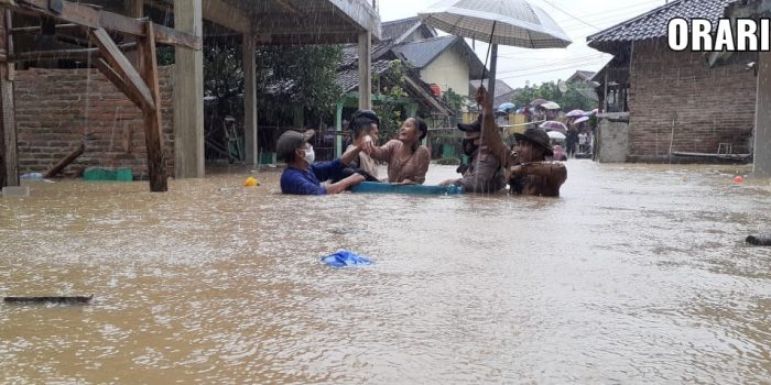 BPBD Lebak Catat Ratusan Rumah Terendam Banjir dan Rusak Akibat Longsor