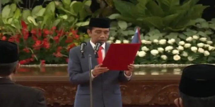 Selain Lantik Menteri dan Wamen, Jokowi Lantik Kepala BNN dan Badan Restorasi Gambut