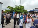 Sejumlah Karyawan di Ceper Mogok Kerja Tuntut Tunggakan THR