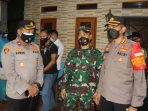Kunjungi Kampung Tangguh, Tiga Pilar Jakarta Barat Berikan Bantuan