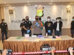 Selain Happy Five, Polisi juga Temukan Senpi di Rumah Suami Nindy