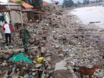 Puluhan Rumah Tergenang Banjir Rob, 2 Perahu Rusak & Tangkis Tepi Pantura Jebol
