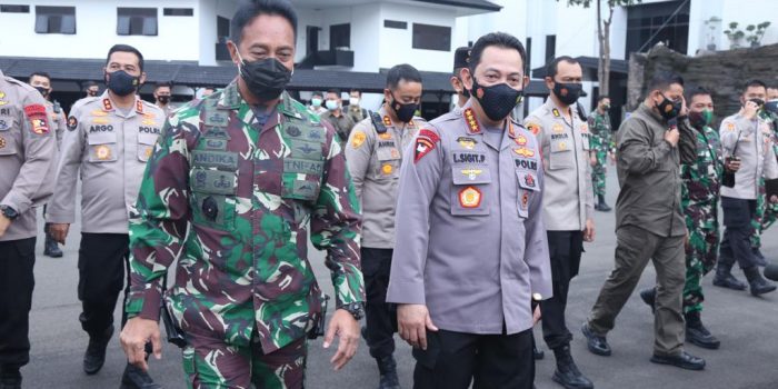 Kapolri  Dan TNI saling menjaga stabilitas keamanan