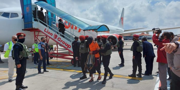 Tiba di Bandara Soetta, Teroris Asal Makasar Ditahan di Cikeas Bogor