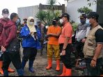 Walkot Jakbar Turun Langsung Tinjau Banjir Kampung Belakang Kamal