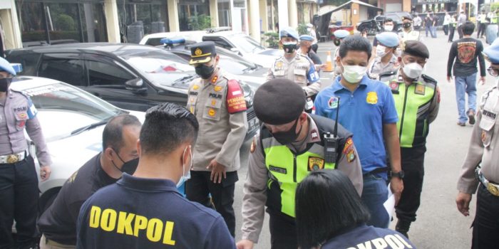 66 Anggota Polisi Di Tes Urine di Polres Jakbar