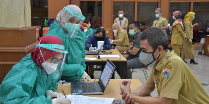 Pemkot Jakbar Gelar Kegiatan Vaksinasi Covid-19 di Kantor Walkot Jakbar