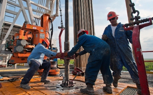 Harga Minyak Anjlok, Lantaran Pangkalan Minyak Saudi di Serang 1 IMG 20210308 110333