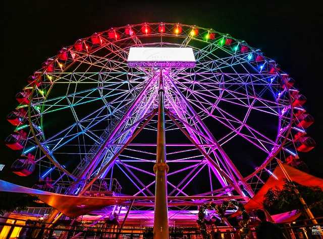 J Sky Ferris Wheel