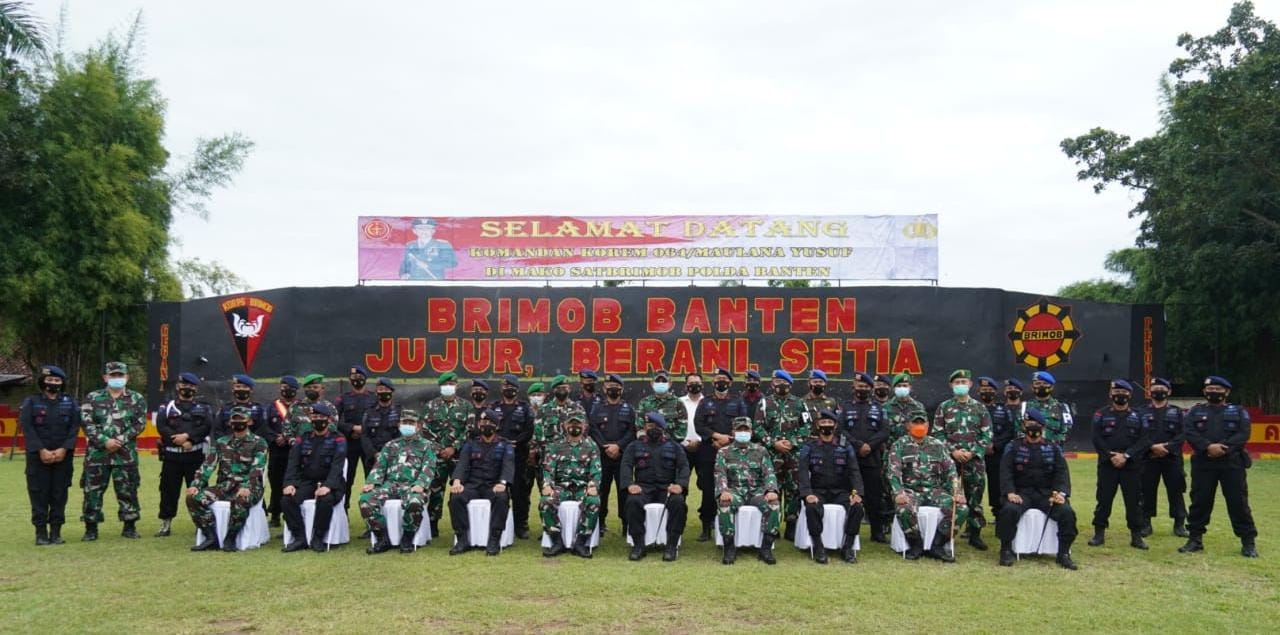 Dansat Brimob Polda Banten, Sambut Hangat Kunjungan Danrem 064/MY Wujud Sinergitas TNI - Polri 1 WhatsApp Image 2021 04 09 at 09.50.29