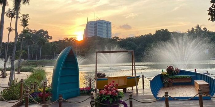 akhir pekan coba deh ke senayan park yang lagi viral vVOoGb8g5r