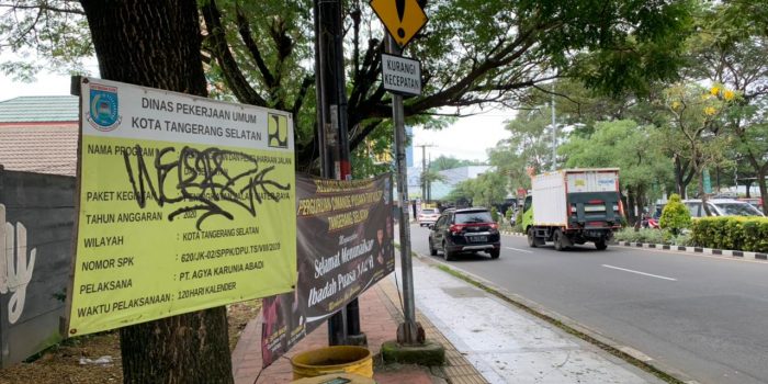 Jalan Ciater Kota Tangsel Masih Berlubang dan Banyak Tambalan