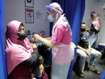 Malaysia Akan Tindak Guru yang Tak Mau Divaksin