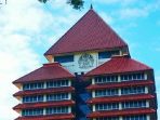 Kritikan Pedas Mengalir Soal Rektor UI Rangkap Jabatan