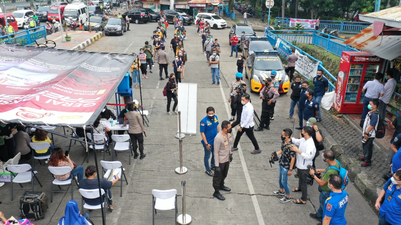 Hari Bhayangkara Ke-75, Polres Jakbar Luncurkan Gerai Vaksin Presisi Mobile 1 IMG 20210701 WA0012