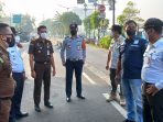 Kejari Jakbar dan Empat Pilar Jakbar Pantau Keefektifan Penyekatan di Kalideres