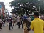 Unjuk Rasa Tolak PPKM di Kota Ambon Berujung Bentrok