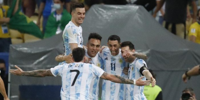 rayakan gol
