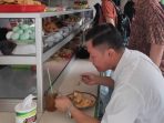 Pengunjung Warteg Dilarang Masuk Kecuali Sudah Divaksin