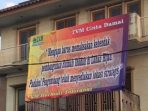 Buah Kongkalikong,Anies Baswedan di Taman Villa Meruya