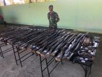 100 Senjata Berhasil Diamankan Oleh Satgas Pamtas Yonarmed 6/3 Kostrad