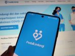 Ujicoba PeduliLindungi di Pasar, Pedagang Antre Mengular