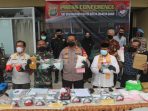 Polres Metro JakBar Musnahkan 299 Kg Ganja dan 27,1 Kg Sabu