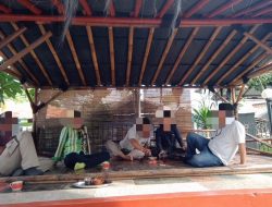 Warga Srengseng Pertanyakan Keberadaan Diduga Oknum LSM di Balai Pertemuan Pengurus RT