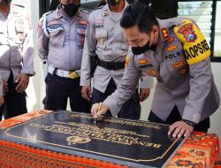 Kapolres Probolinggo Apresiasi Masyarakat Leces Atas Kontribusi Dalam Renovasi Polsek Leces