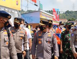 Kapolda Banten Dampingi Kapolri Tinjau Pos Pengamanan Nataru di Pelabuhan Merak