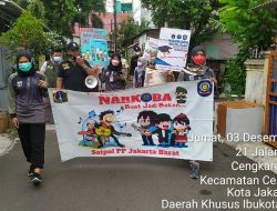 Linmas JakBar Sosialisasi Bahaya Narkoba di Rw 02 Cengkareng Barat