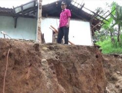 2 Rumah di Lebak Rusak Berat Dipicu Fenomena Pergerakan Tanah