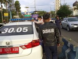 Kawal Mobil Mewah dan Lawan Arah, Anggota Dishub Bekasi Kena Tilang Dipuncak Bogor