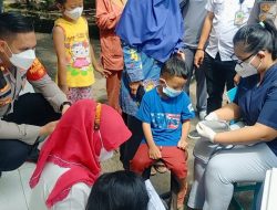 Vaksinasi Anak di Kalideres Didampingi Orang Tua