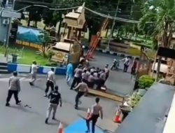 Seorang Laki-laki Menyerang Anggota Polres Lumajang Menggunakan Sajam