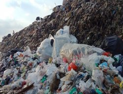 Malam Tahun Baru Hasilkan 42 Ton Sampah di Kota Tangerang