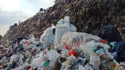 Malam Tahun Baru Hasilkan 42 Ton Sampah di Kota Tangerang