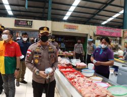 Akselerasi Vaksinasi Polres Tangerang Selatan Datangi Pusat Kuliner dan Pasar