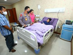 Sinta Aulia Bocah 10 Tahun, Anak Penderita Tumor Kaki Dioperasi di RS Polri